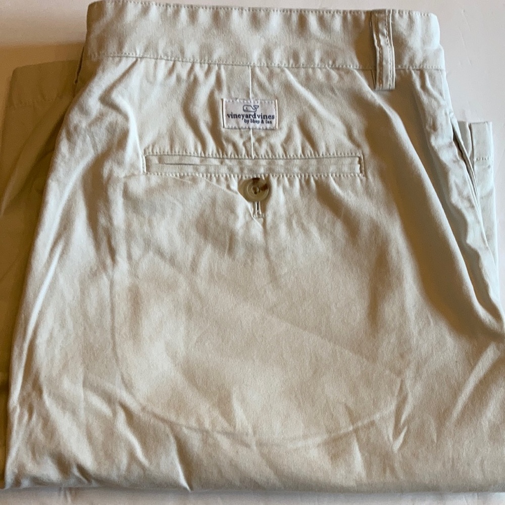 Vineyard vines shorts